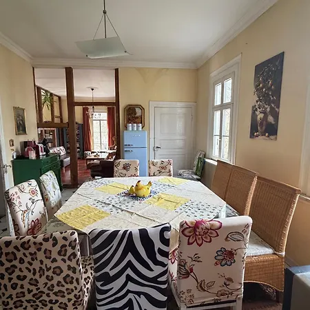 Riverside Landhaus-villa Und Xxl Garten Bis 24 Personen Mittelhof