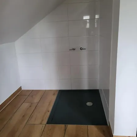 Villa Riverside Landhaus-villa Und Xxl Garten Bis 24 Personen