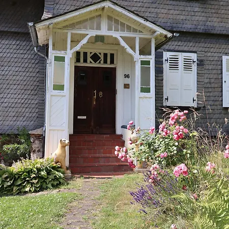 Riverside Landhaus-villa Und Xxl Garten Bis 24 Personen Mittelhof