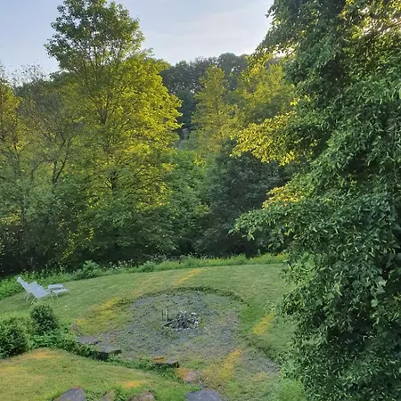 Riverside Landhaus-villa Und Xxl Garten Bis 24 Personen Villa