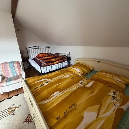 Riverside Landhaus-villa Und Xxl Garten Bis 24 Personen Villa