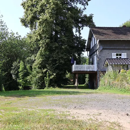Riverside Landhaus-villa Und Xxl Garten Bis 24 Personen Villa *