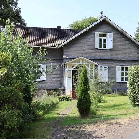 Riverside Landhaus-villa Und Xxl Garten Bis 24 Personen *