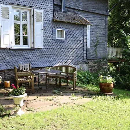 Riverside Landhaus-villa Und Xxl Garten Bis 24 Personen Villa *