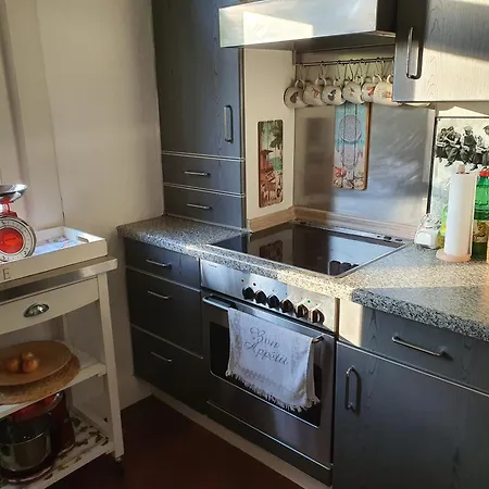 Riverside Landhaus-villa Und Xxl Garten Bis 24 Personen Villa