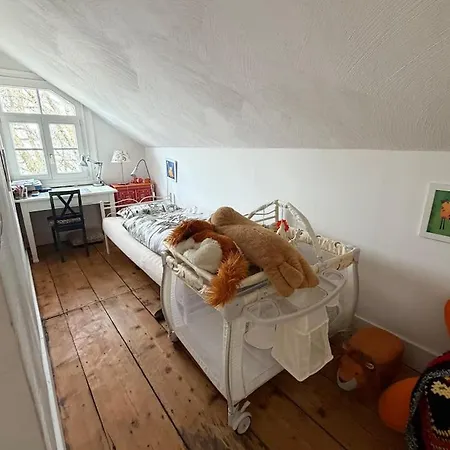 Riverside Landhaus-villa Und Xxl Garten Bis 24 Personen Mittelhof